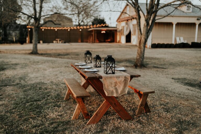 Outdoor Party Planning Tips for Backyards, Parks, and Patios